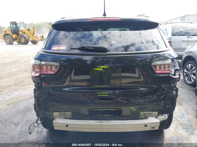 3C4NJCBB3JT407804 Jeep Compass Altitude Fwd
