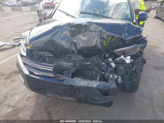 WVGBV7AX5FW579227 Volkswagen TIGUAN S