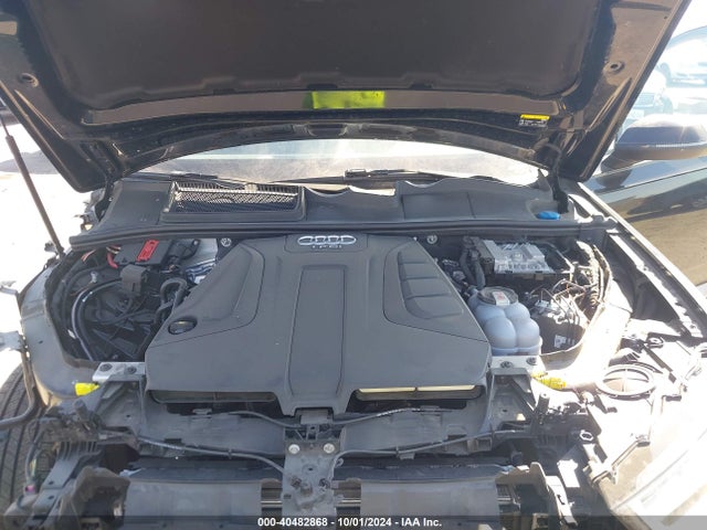 WA1LHAF71JD052497 Audi Q7 2.0t Premium
