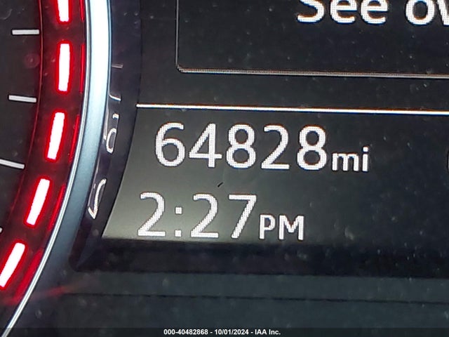 WA1LHAF71JD052497 Audi Q7 2.0t Premium