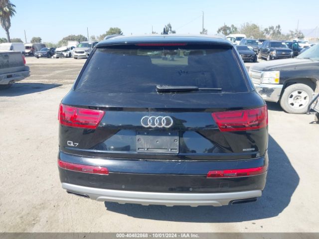 WA1LHAF71JD052497 Audi Q7 2.0t Premium