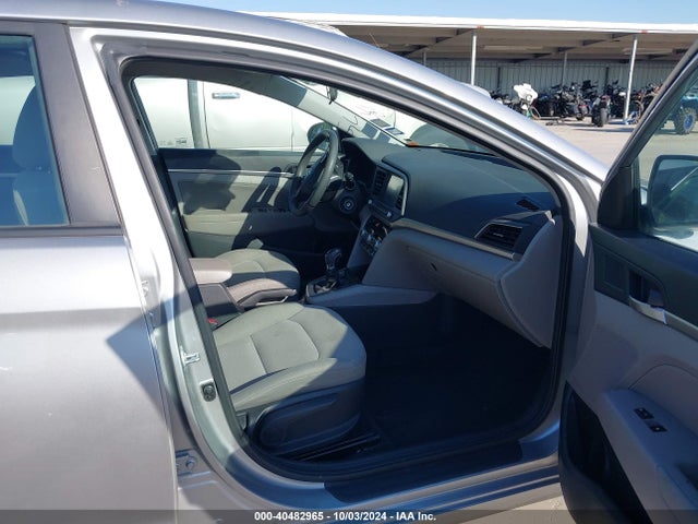 Hyundai ELANTRA SEL 2020 5NPD84LF0LH575210 Image 5
