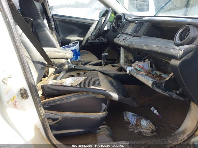 Toyota Rav4 Limited 2018 JTMDFREV5JJ196182 Image 5