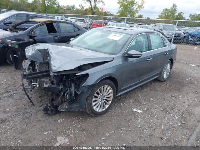 1VWBT7A36HC036977 Volkswagen Passat 1.8t Se