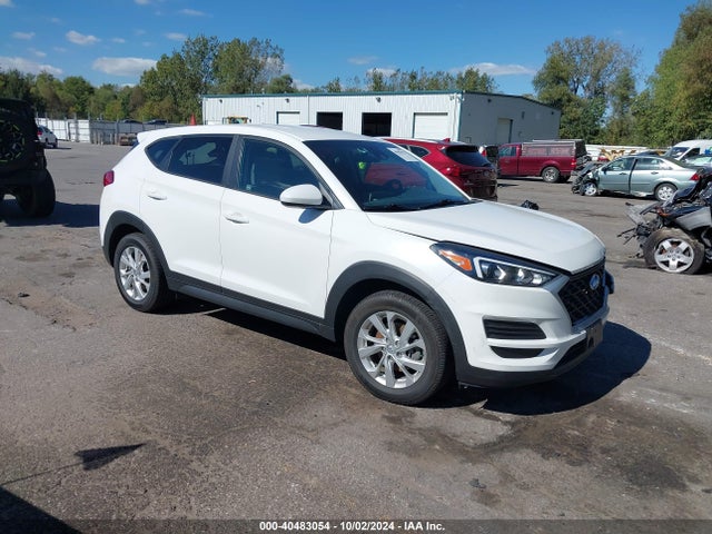 Hyundai TUCSON SE 2019 KM8J2CA47KU912102 Image 1