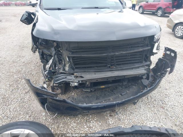 1GNSKFKD4NR340736 Chevrolet Suburban 4wd Premier