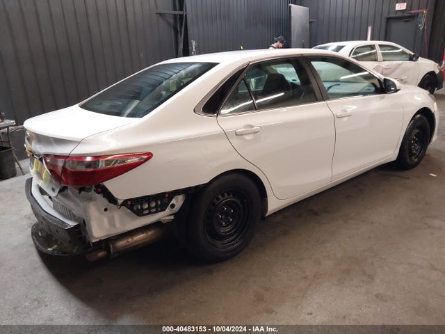 Toyota CAMRY LE 2015 4T1BF1FK1FU115984 Image 4