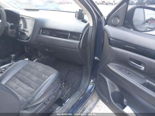 JA4AD3A39KZ030710 Mitsubishi Outlander Se