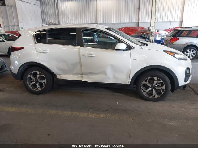 KNDPMCAC3M7944885 KIA Sportage Lx