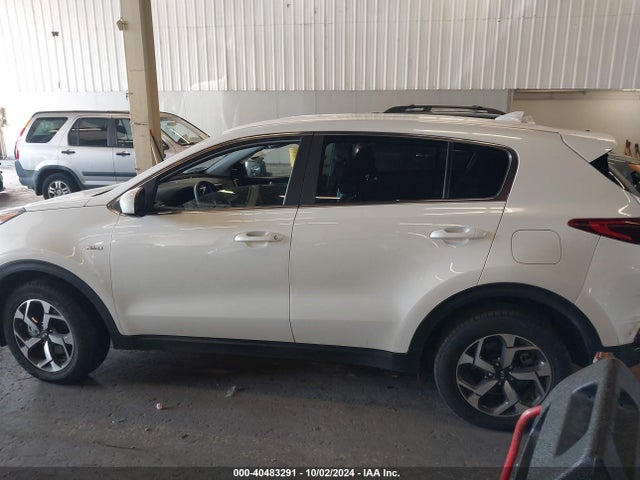 KNDPMCAC3M7944885 KIA Sportage Lx