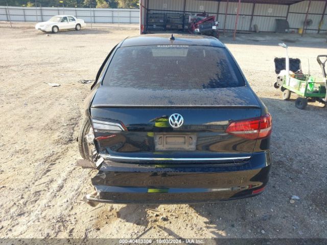 3VWL17AJXJM212605 Volkswagen Jetta 1.8t Sel