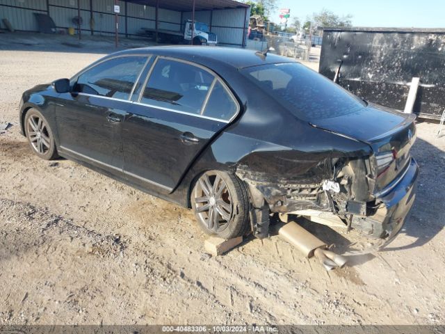 3VWL17AJXJM212605 Volkswagen Jetta 1.8t Sel