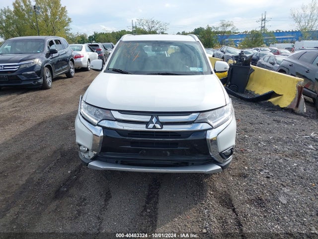 JA4AZ3A36JZ069089 Mitsubishi Outlander Es/le/se/sel