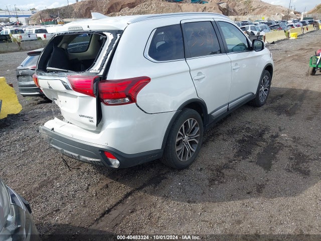 2018 MITSUBISHI OUTLANDER JA4AZ3A36JZ069089 Photo 3