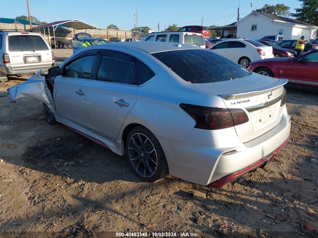 Nissan Sentra Nismo 2017 3N1CB7AP4HY334919 Image 3