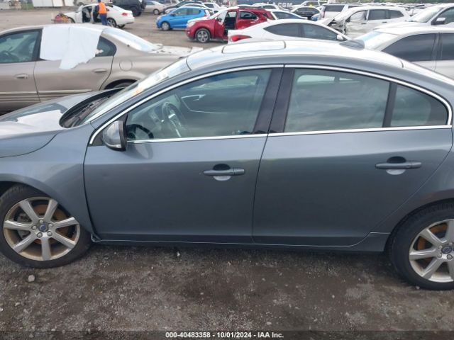 YV126MFK7G2394015 Volvo S60 T5 Drive-e Premier
