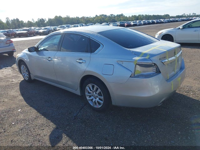 Nissan Altima 2.5 S 2014 1N4AL3AP7EC296946 Image 3