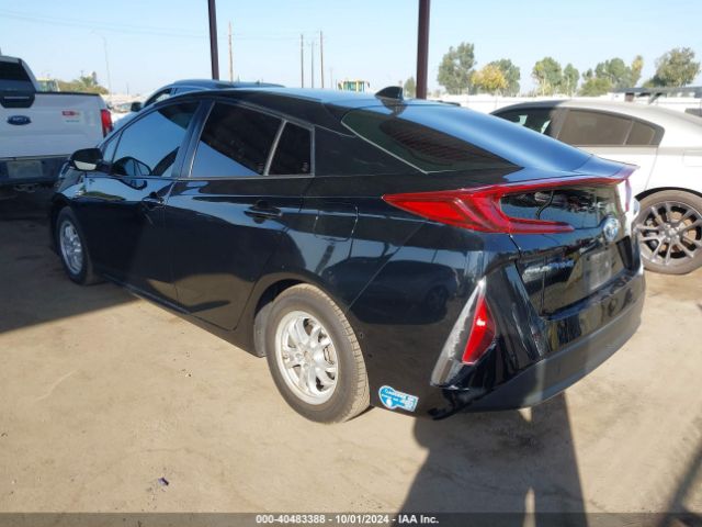 JTDKAMFP0M3167500 Toyota Prius Prime Limited