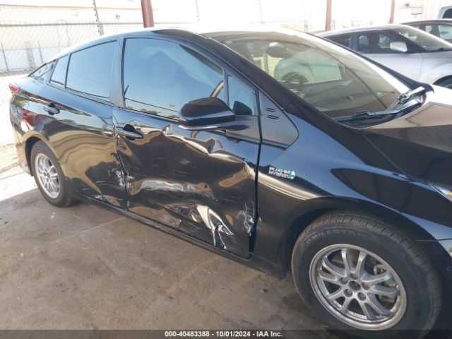 JTDKAMFP0M3167500 Toyota Prius Prime Limited