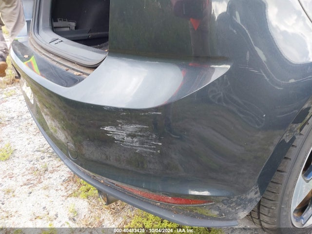 3VW4T7AU1GM051725 Volkswagen Golf Gti S 4-door