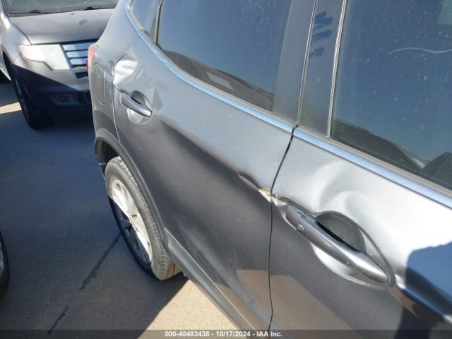 JN1BJ1CP0HW034715 Nissan Rogue Sport Sv