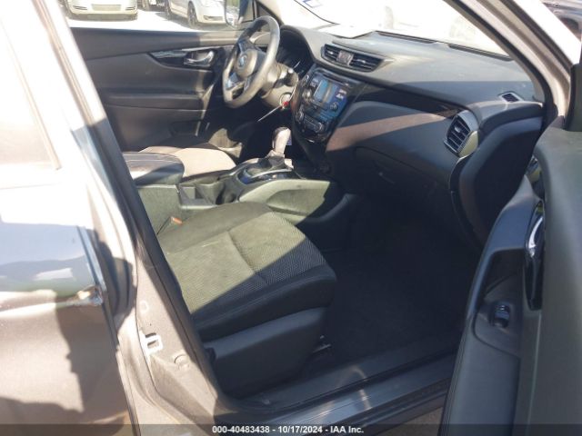 JN1BJ1CP0HW034715 Nissan Rogue Sport Sv