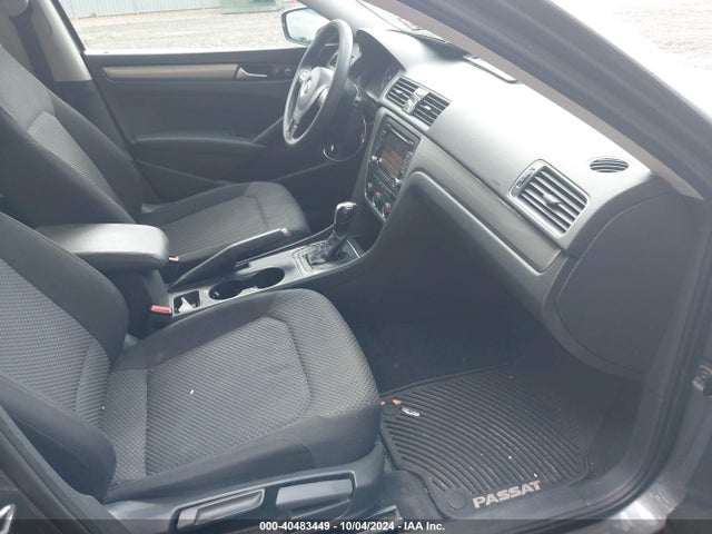 Volkswagen Passat 1.8t S 2015 1VWAT7A39FC094736 Image 5