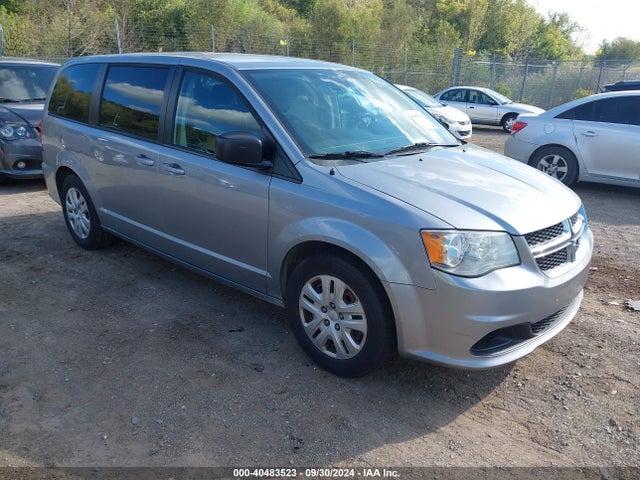 40483523 :رقم المزاد ، 2C4RDGBG2JR340269 vin ، 2018 Dodge Grand Caravan Se مزاد بيع
