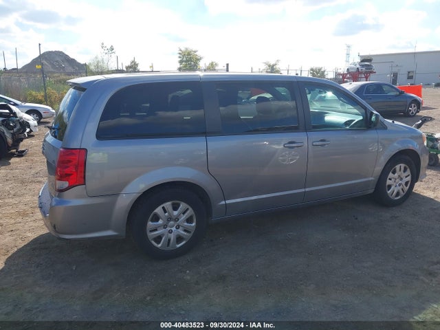 40483523 :رقم المزاد ، 2C4RDGBG2JR340269 vin ، 2018 Dodge Grand Caravan Se مزاد بيع