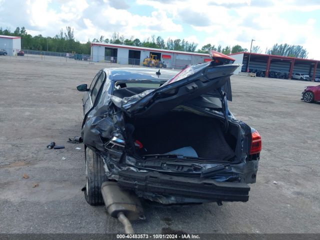 1VWAT7A3XHC008790 Volkswagen Passat 1.8t S