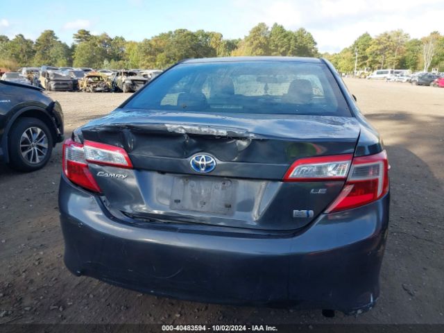 4T1BD1FK5EU112588 Toyota Camry Hybrid Le