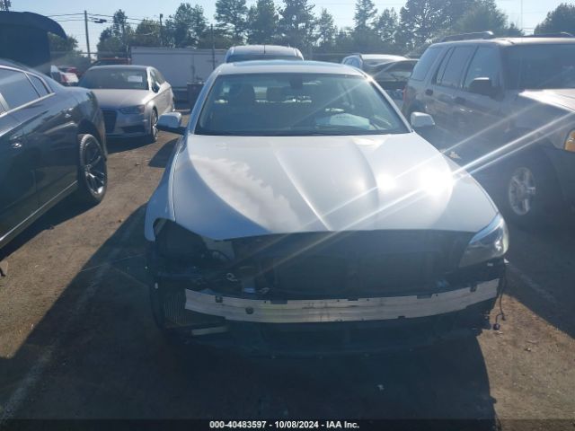 WBA5A5C55ED511790 BMW 528I