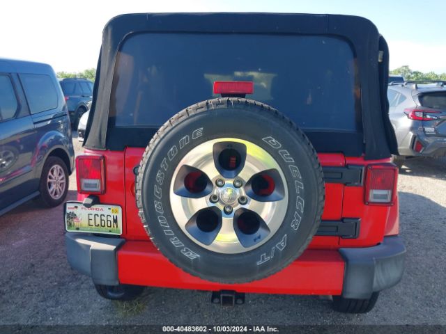 1C4BJWEG0GL143893 Jeep Wrangler Unlimited Sahara