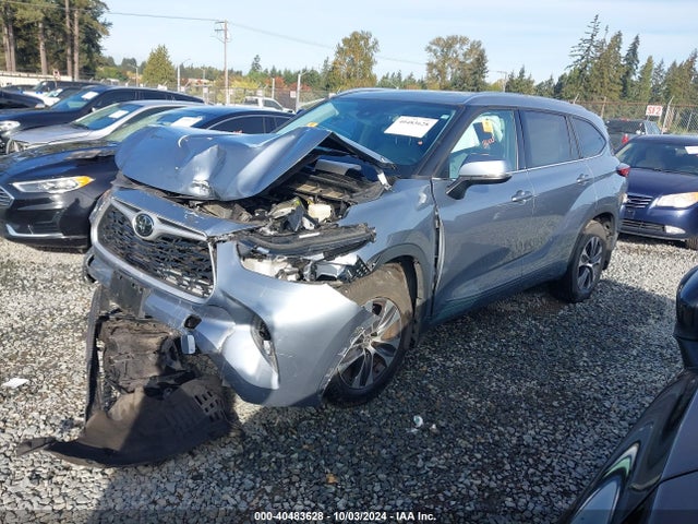 Toyota Highlander Xle 2021 5TDHZRBH6MS076762 Image 14