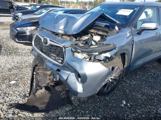 Toyota Highlander Xle 2021 5TDHZRBH6MS076762 Image 6