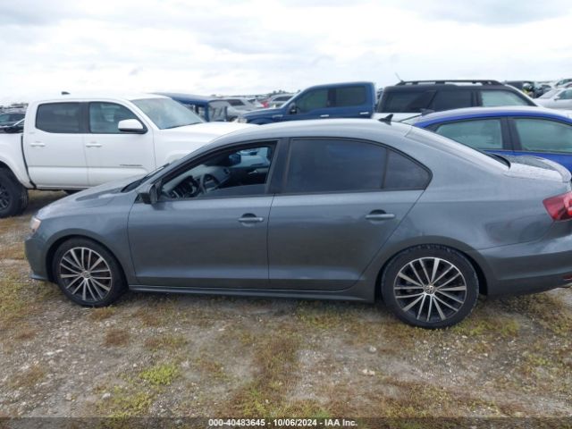 3VWD17AJ5GM302287 Volkswagen Jetta 1.8t Sport