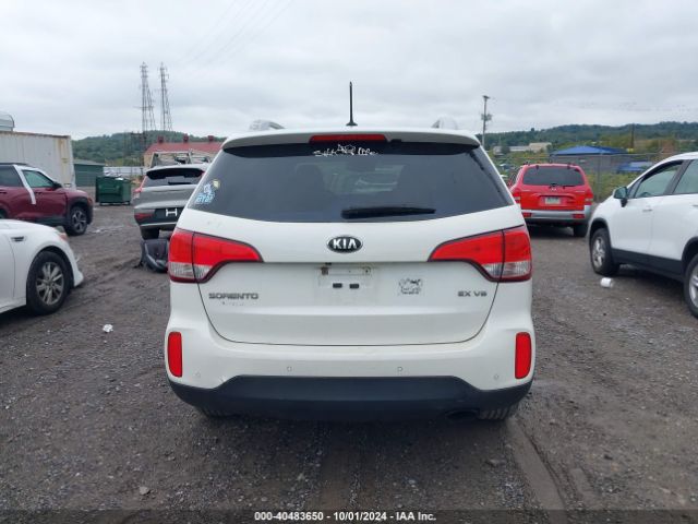 5XYKUDA77FG652570 KIA Sorento Ex V6
