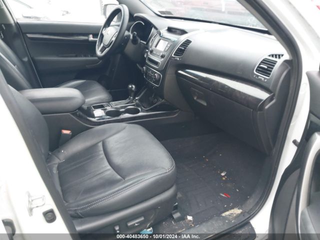 5XYKUDA77FG652570 KIA Sorento Ex V6