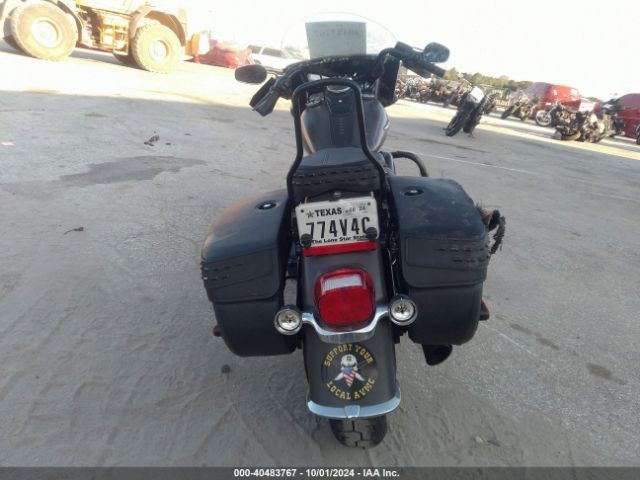 2018 HARLEY-DAVIDSON FLHC 1HD1YAJ13JC022731 Photo 5