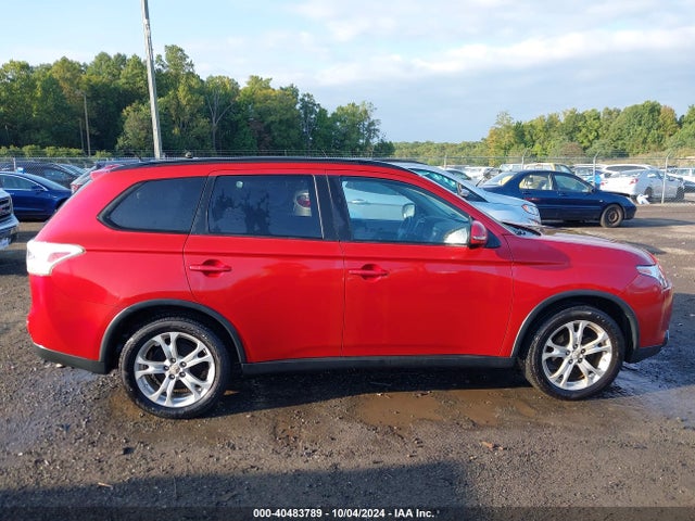 Mitsubishi Outlander Se 2015 JA4AZ3A35FZ002345 Image 13