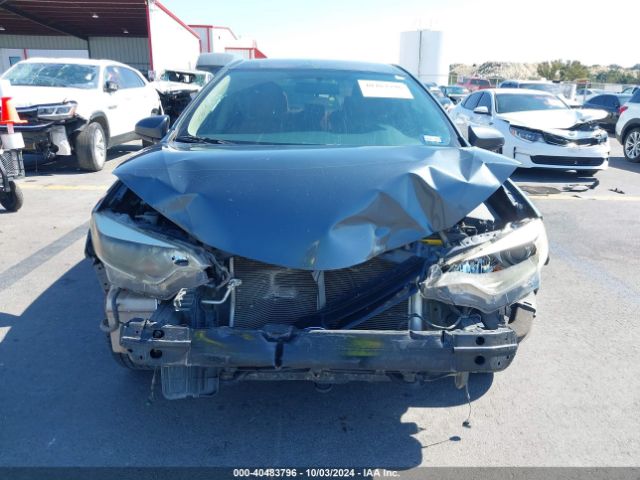 5YFBURHE9EP000299 Toyota Corolla Le Plus