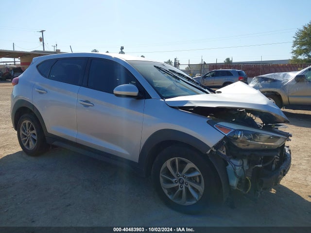 2017 KM8J23A40HU539297 main image