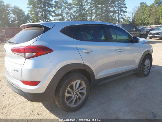 Hyundai TUCSON SE 2017 KM8J23A40HU539297 Image 4