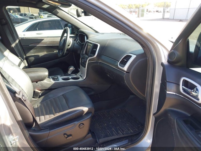 1C4RJFBG1JC379057 Jeep Grand Cherokee Sterling Edition 4x4