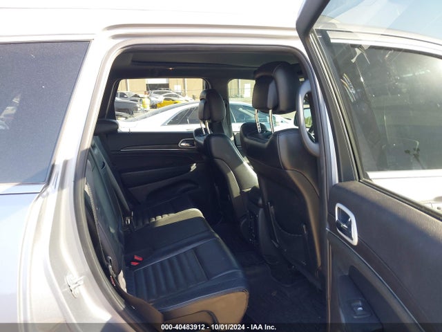 1C4RJFBG1JC379057 Jeep Grand Cherokee Sterling Edition 4x4