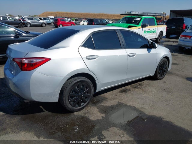 Toyota COROLLA LE 2019 2T1BURHE4KC223281 Image 4