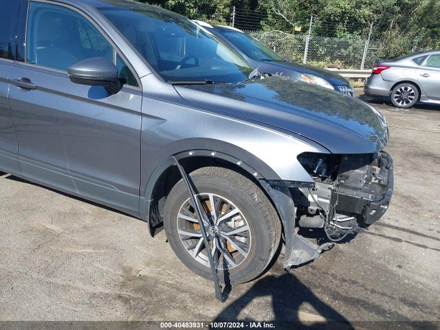 3VV1B7AX6MM081500 Volkswagen Tiguan 2.0t S