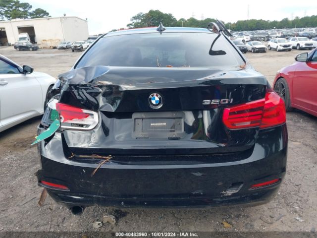 WBA8E1G56GNT34944 BMW 320i