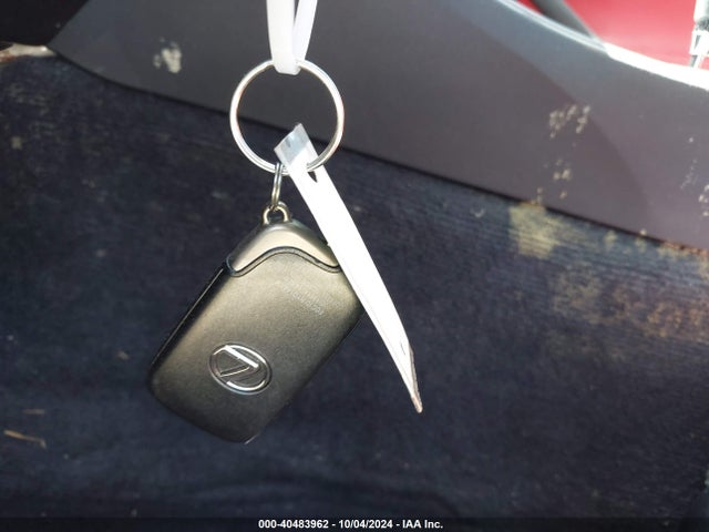 JTHFE2C29F2511500 Lexus IS 350C