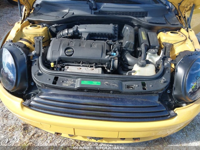 2008 MINI COOPER WMWMF33528TU68179 Photo 9
